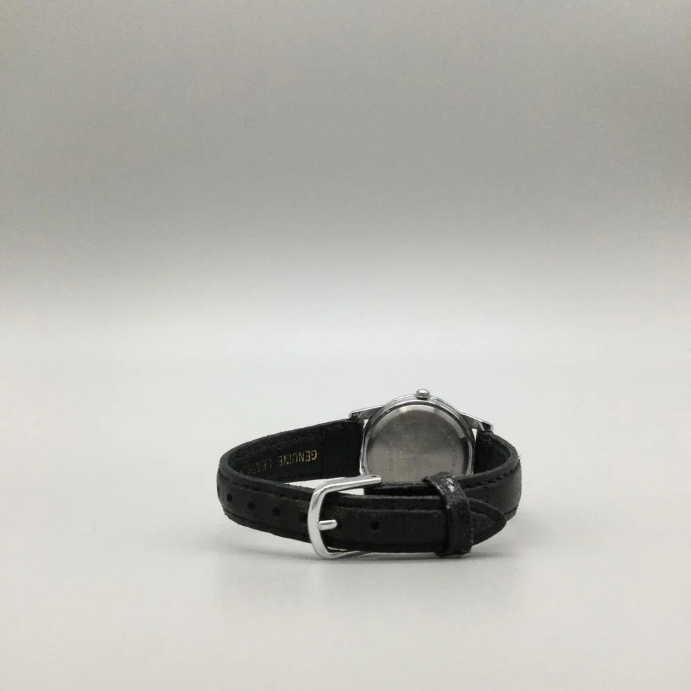 Vintage Lorus Womens Watch 26mm White Mickey Mouse Disney Leather New Battery